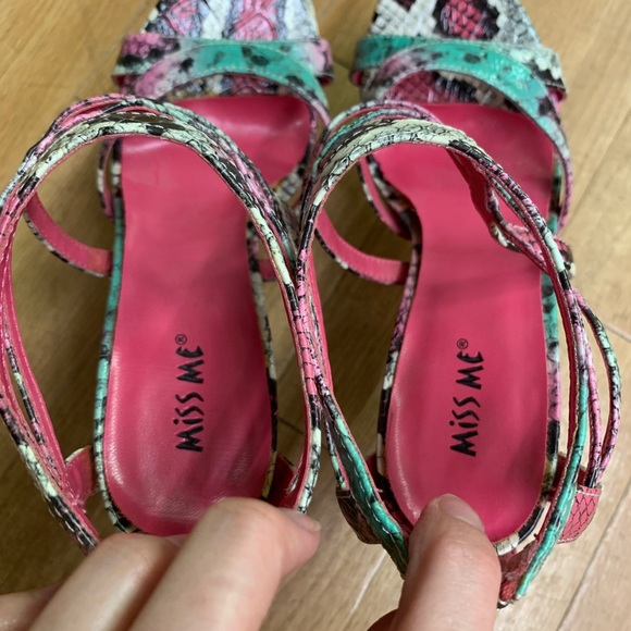 NWOT MISS ME Heels - Picture 6 of 8